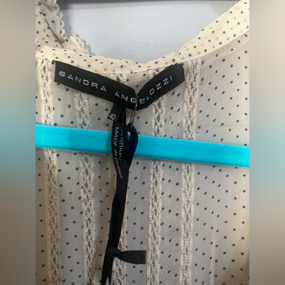 Elegant Cream 100% Silk Blouse with Black Accents—GORGEOUS details! NWT - Picture 9 of 13